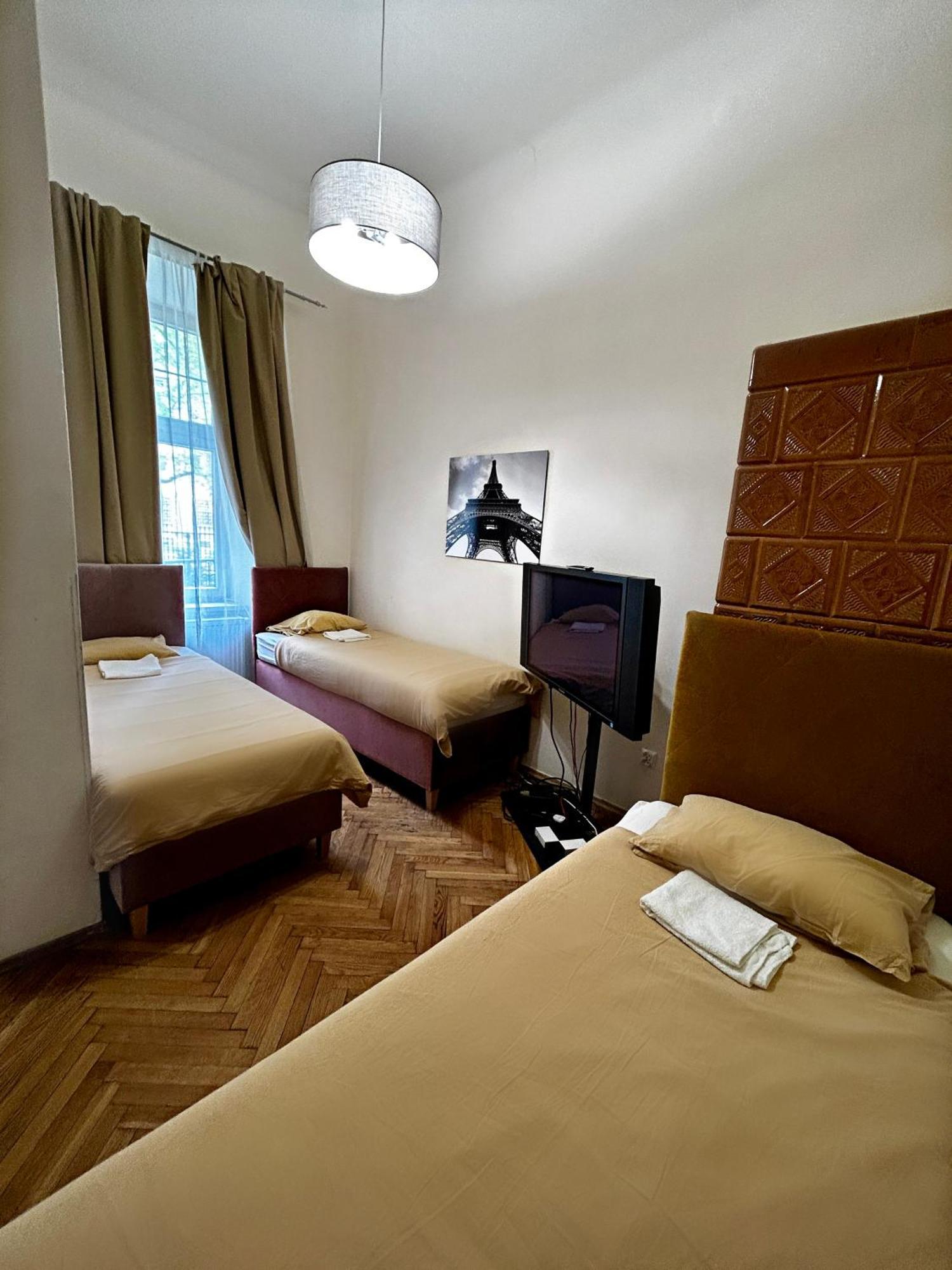 Harmony Aparthotel 克拉科夫 外观 照片